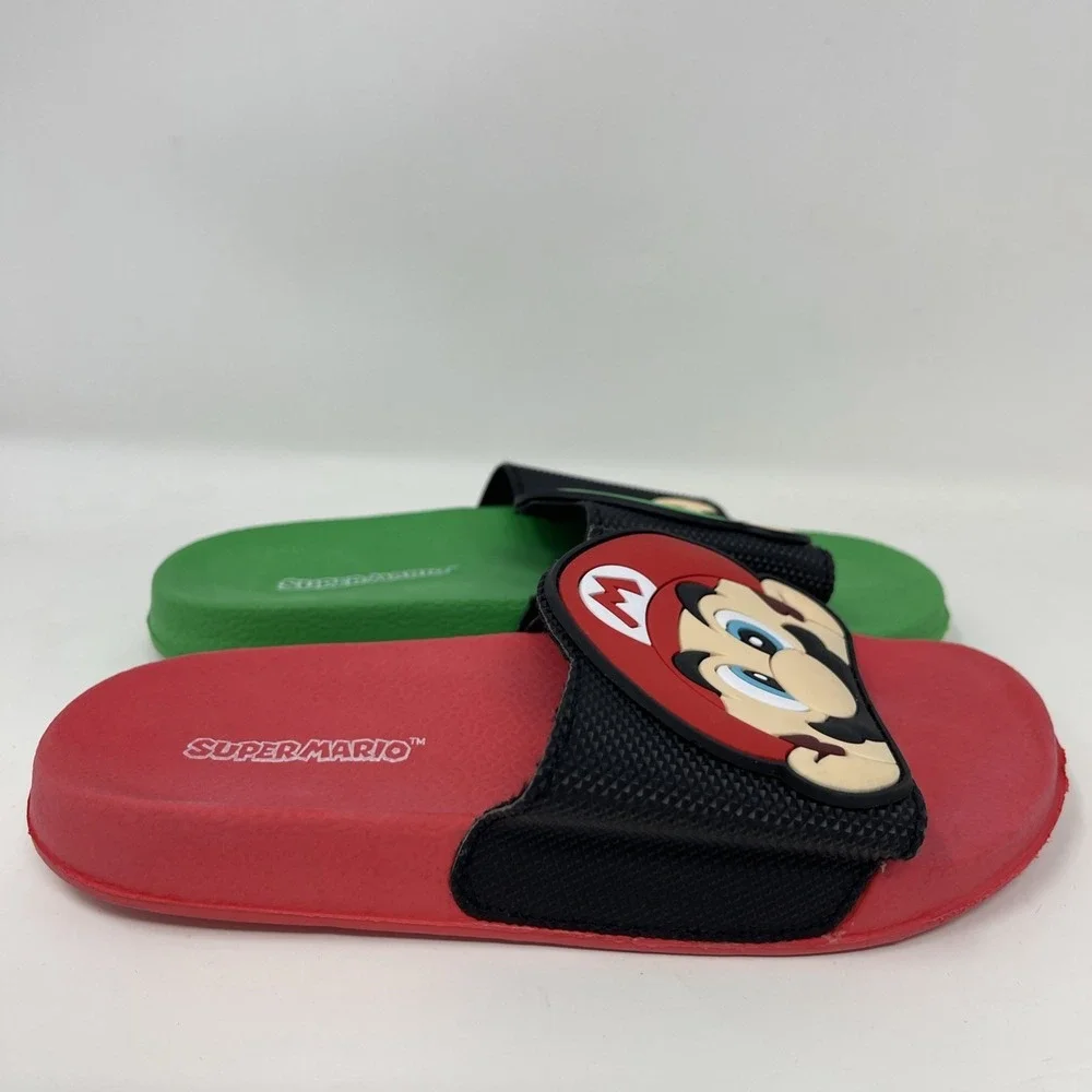 Childrens 12/13 Super Mario Brothers Slides Shoes Mario red Luigi Green EUC